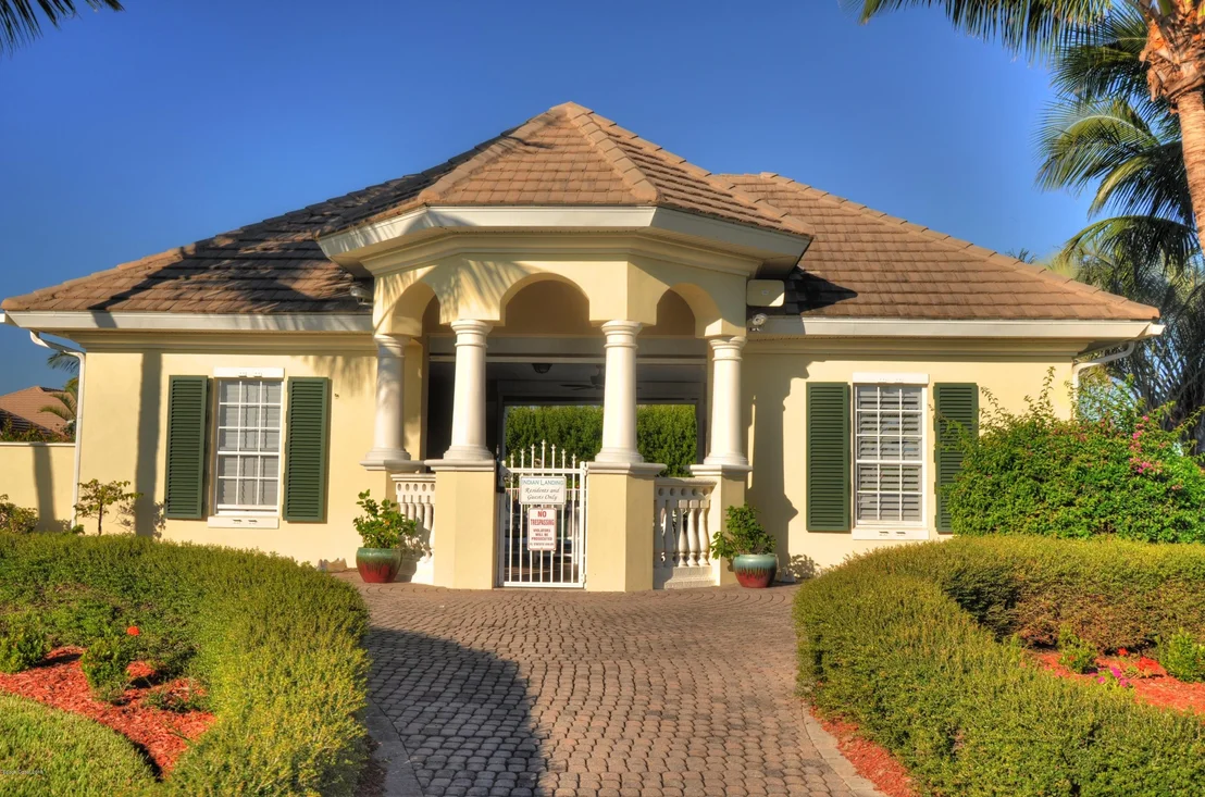 Photo of 215 Clyde Street
