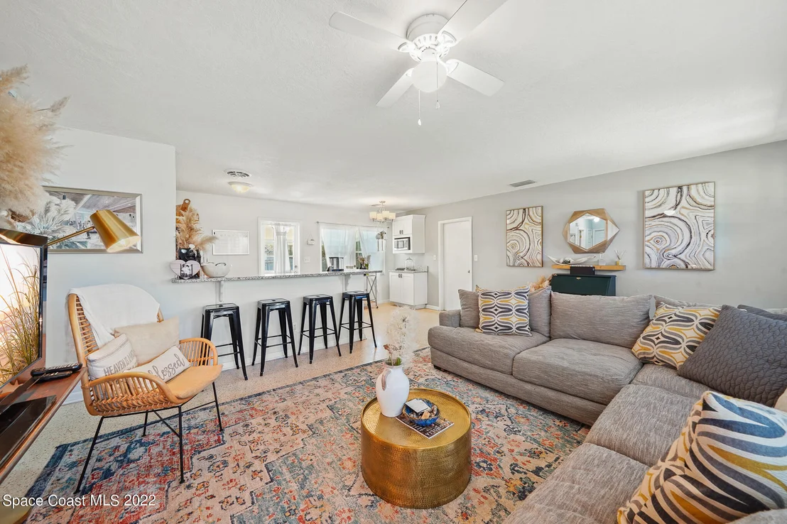 Photo of 700 Pelican Drive