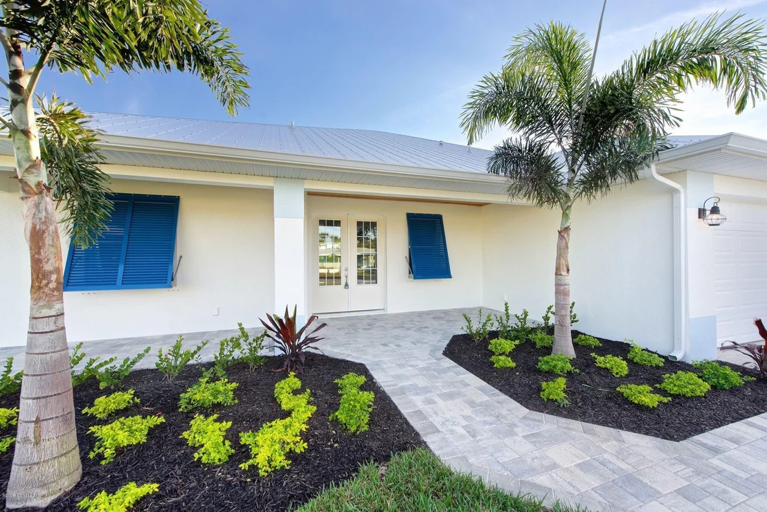 Photo of 511 Hibiscus