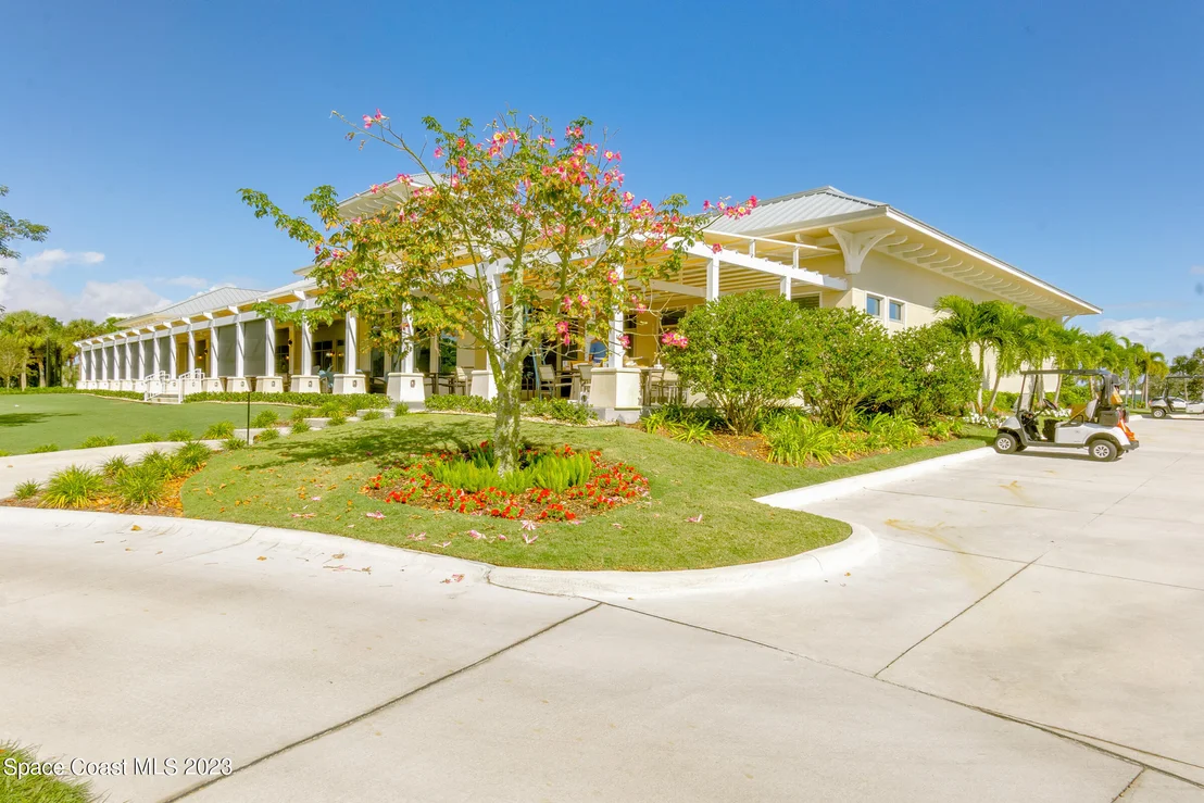 Photo of 4481 Portage Trail