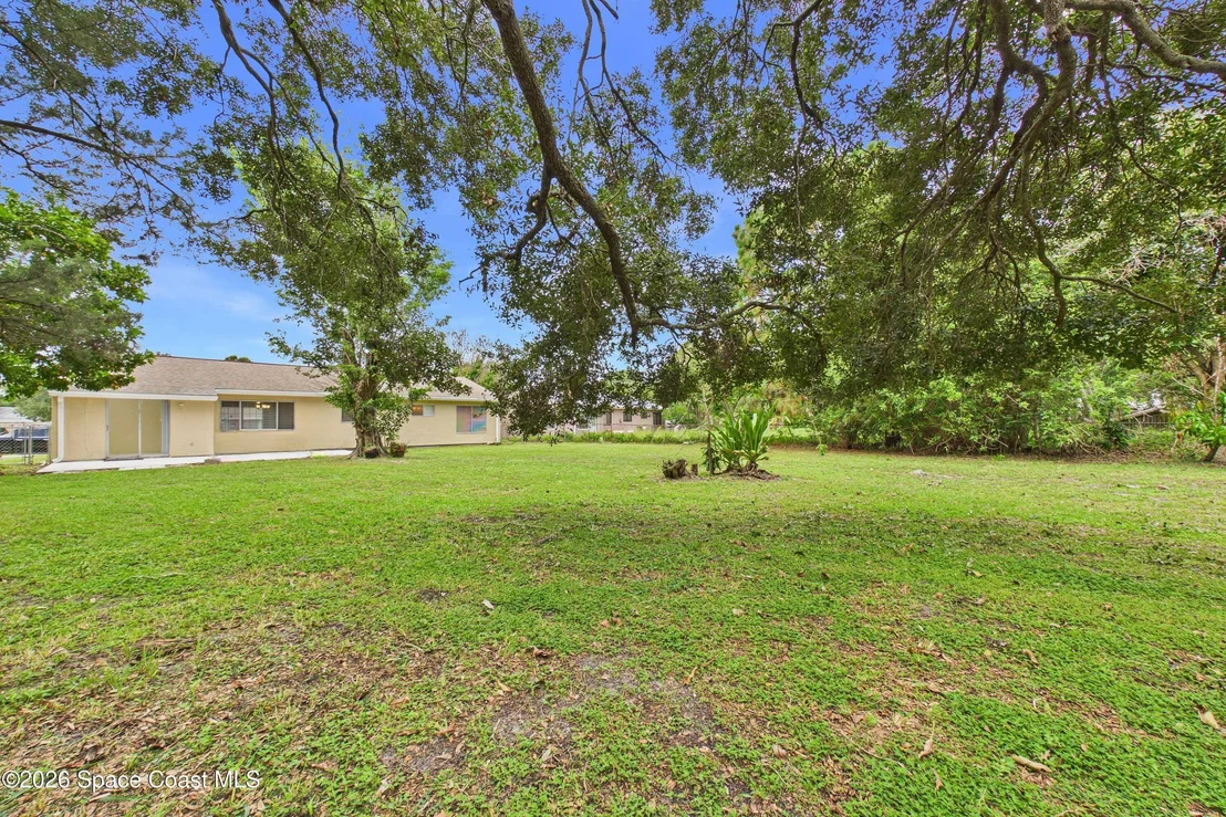 Photo of 1325 Ethel Circle NE