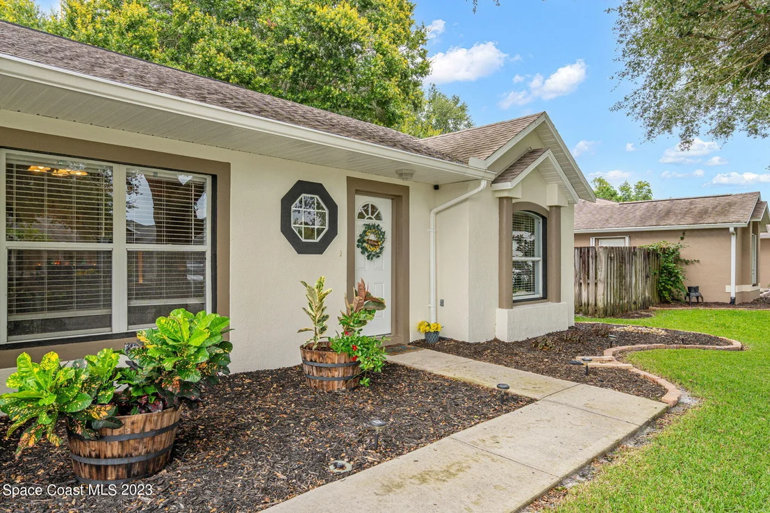 Photo of 2310 Shady Oak Road
