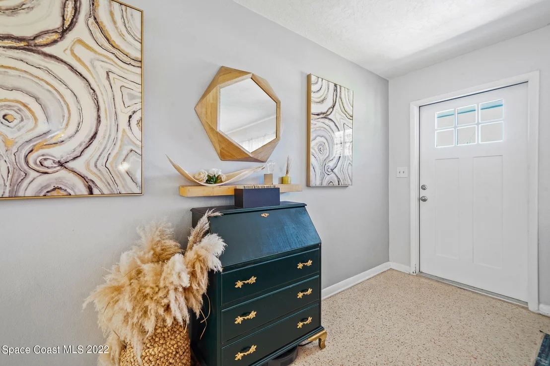 Photo of 700 Pelican Drive