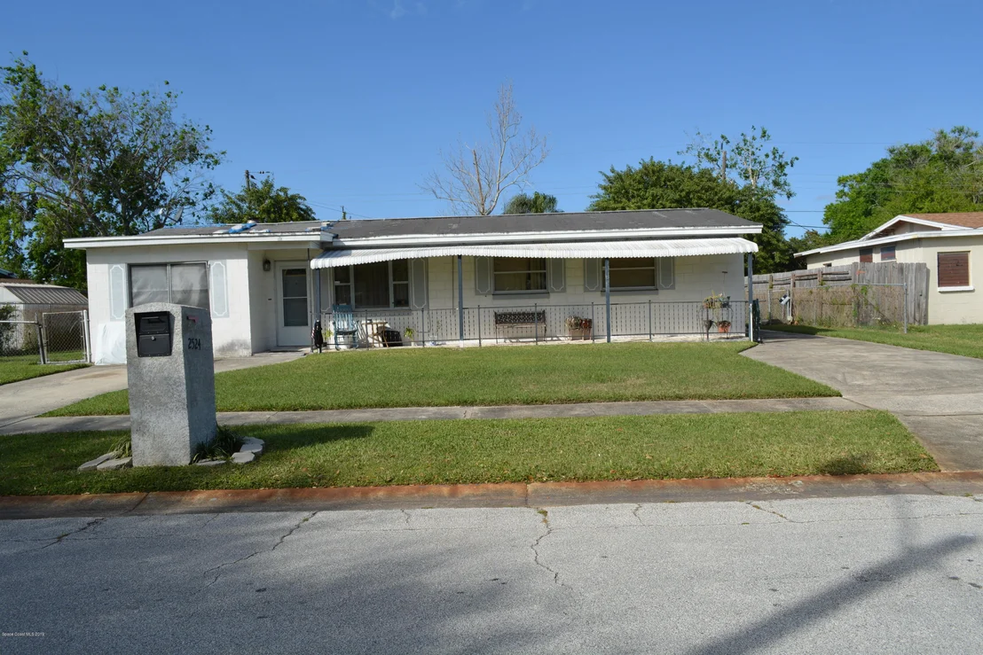 Photo of 2524 Stratford Drive