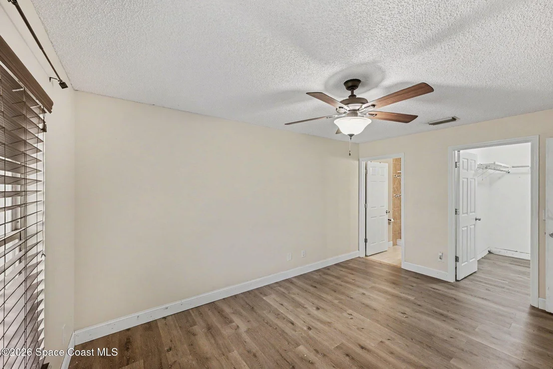 Photo of 6289 Leonard Avenue