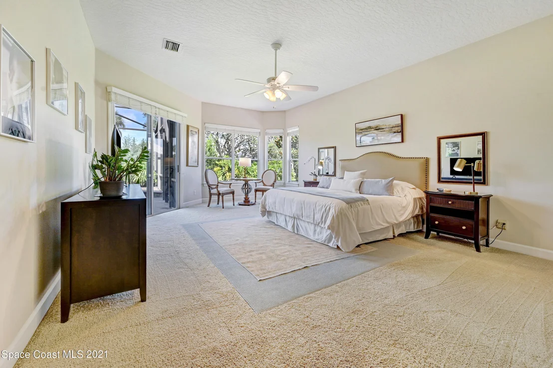 Photo of 742 Glengarry Drive