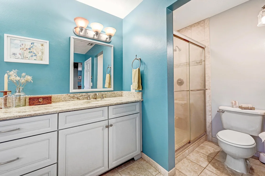 Photo of 255 Cardinal Drive