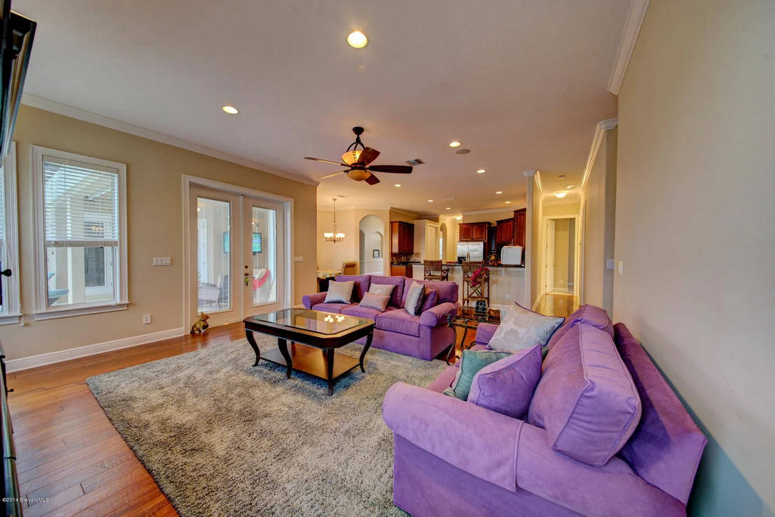 Photo of 2224 Botanica Circle