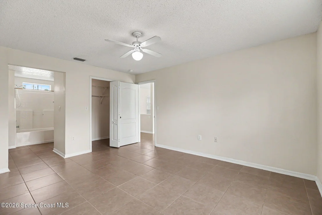 Photo of 660 Palm Drive