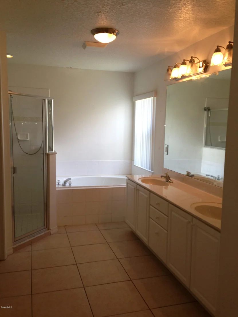 Photo of 435 Sedgewood Circle
