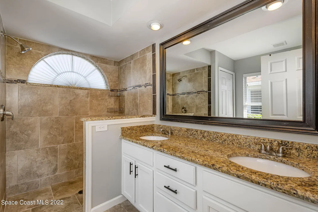 Photo of 4921 Buttonwood Drive