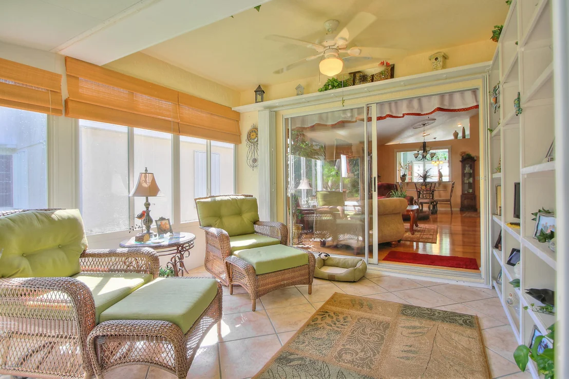 Photo of 991 Pine Creek Circle