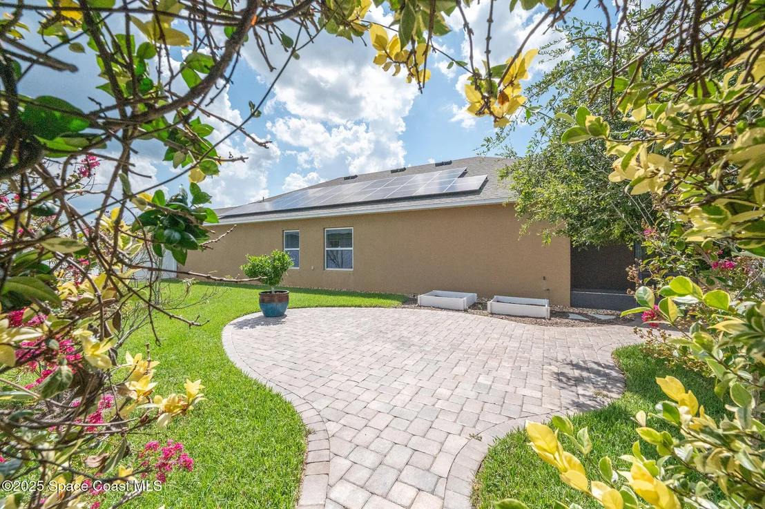 Photo of 920 Bear Lake Drive