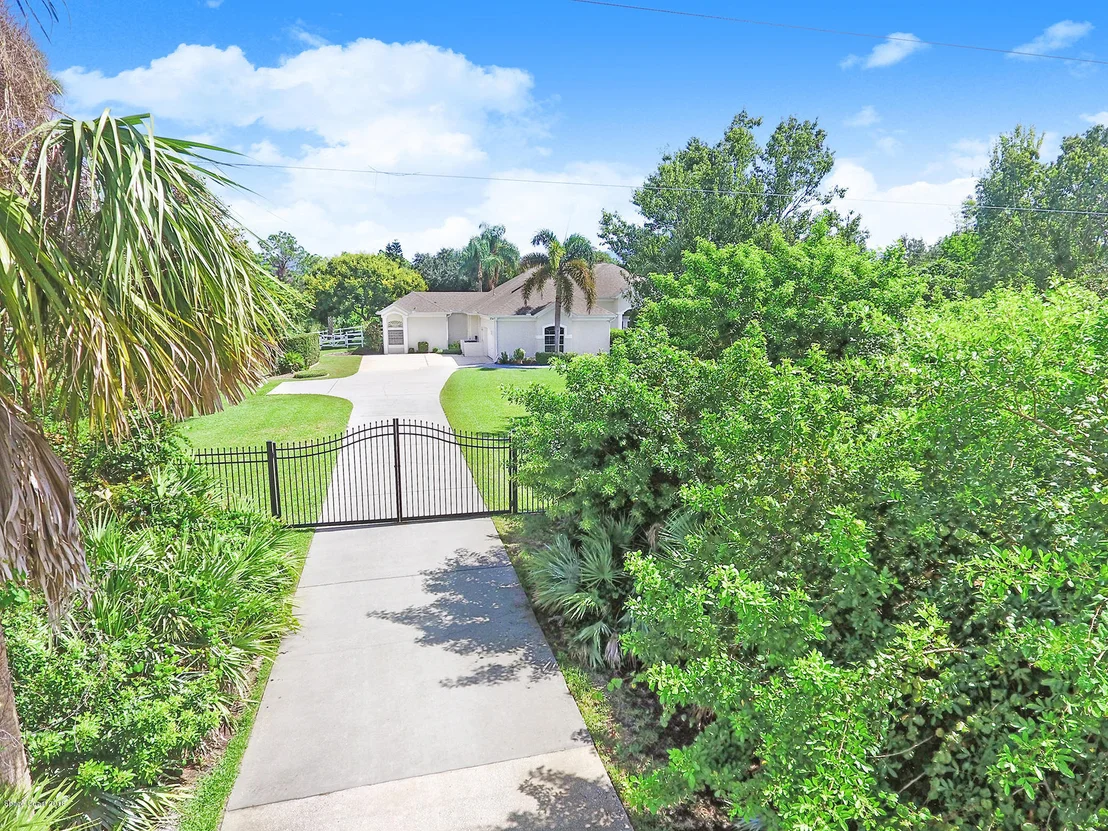 Photo of 4195 Turtle Mound Road