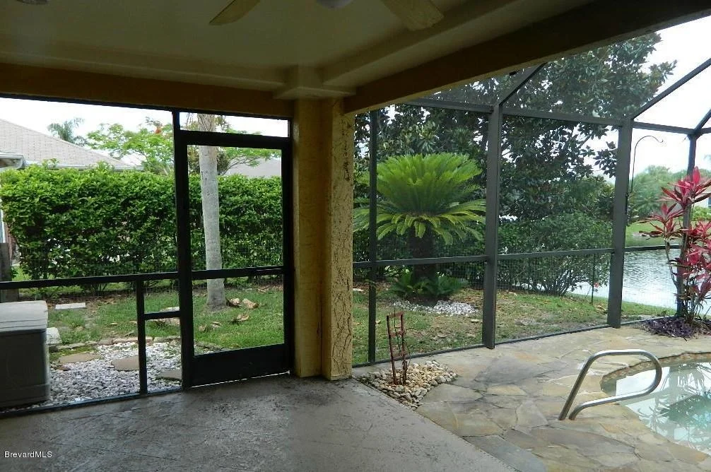 Photo of 974 Sabal Grove Drive