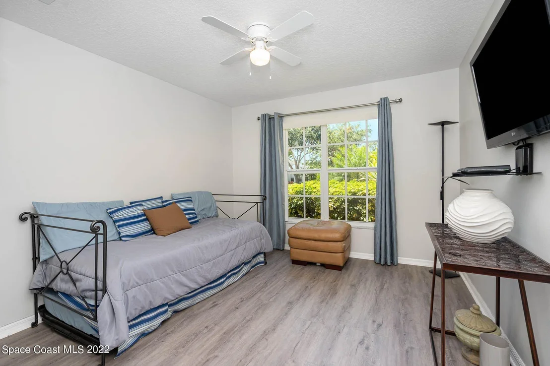 Photo of 2465 Hidden Pine Lane NE