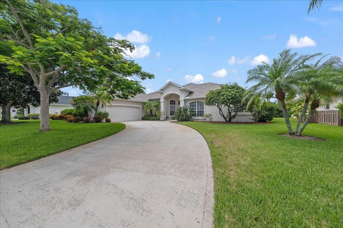 Photo of 4300 Stoney Point Road