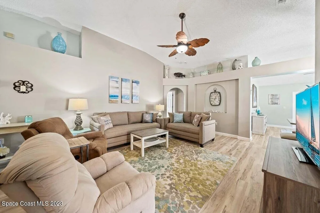 Photo of 2299 Myla Lane