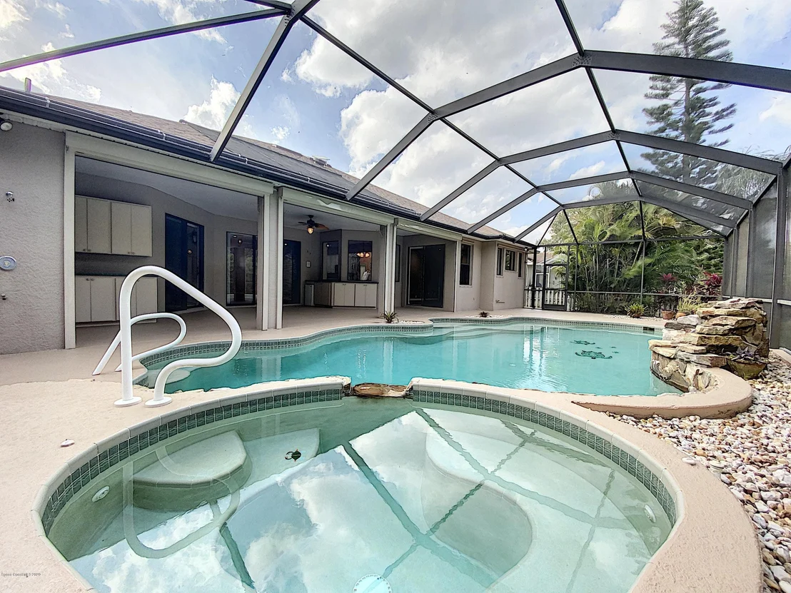 Photo of 6019 Newbury Circle