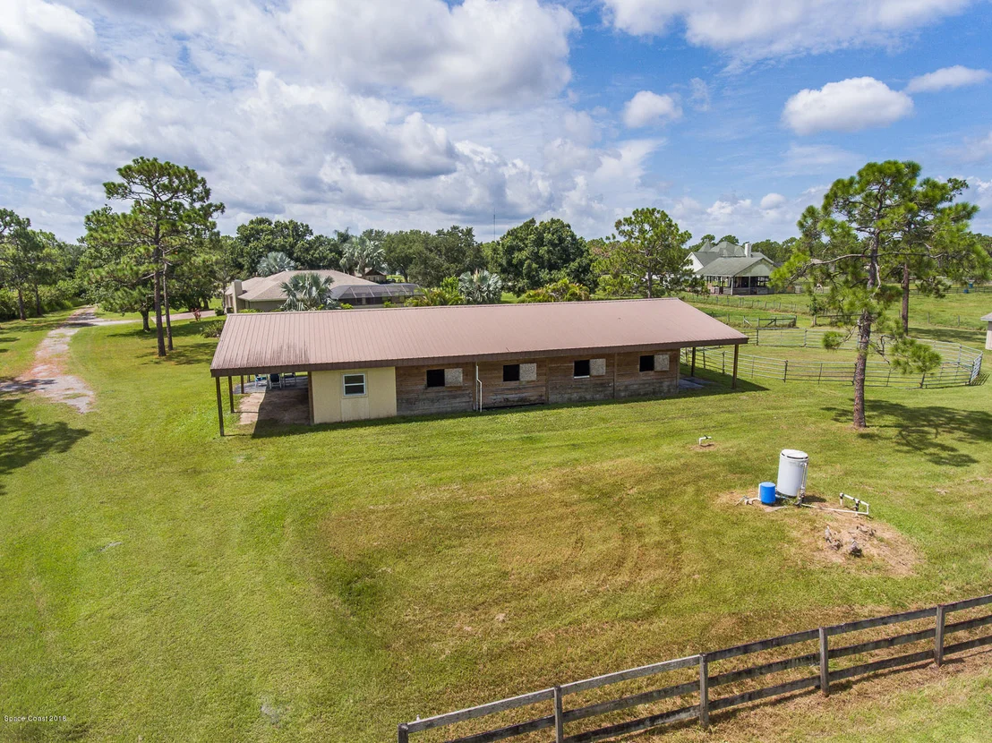Photo of 2040 Benjamin Road