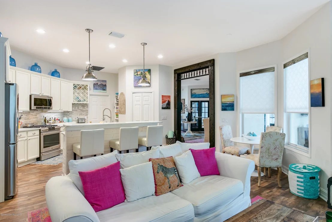 Photo of 6017 Arlington Circle