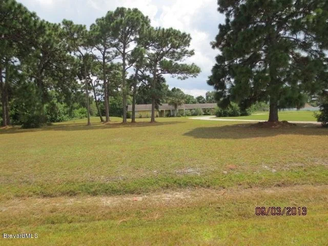 Photo of 4055 Pinewood Road