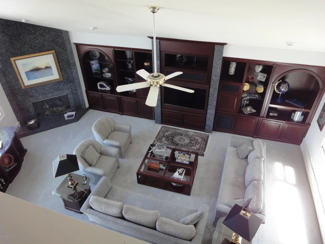 Photo of 738 Malibu Lane