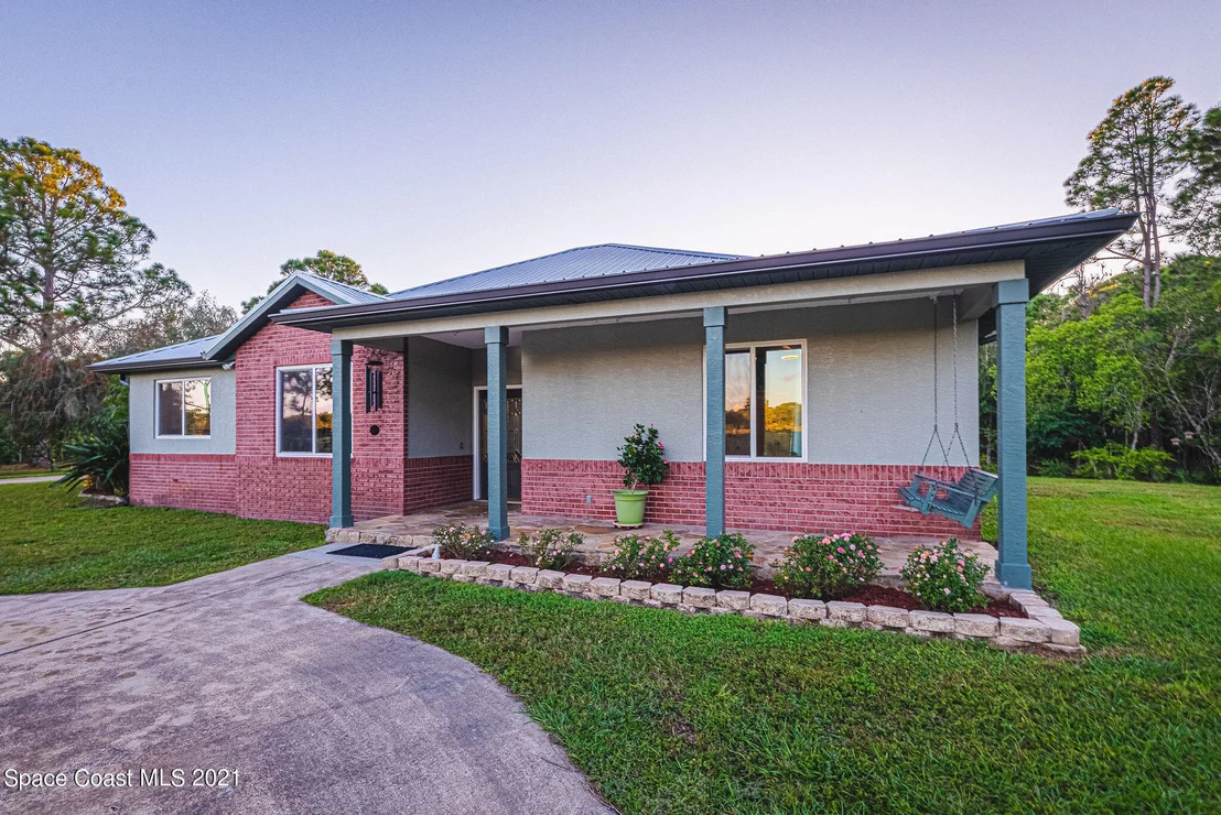 Photo of 4570 Alix Lane