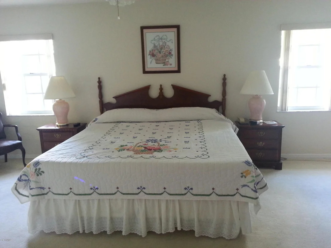 Photo of 4503 Riviera Drive