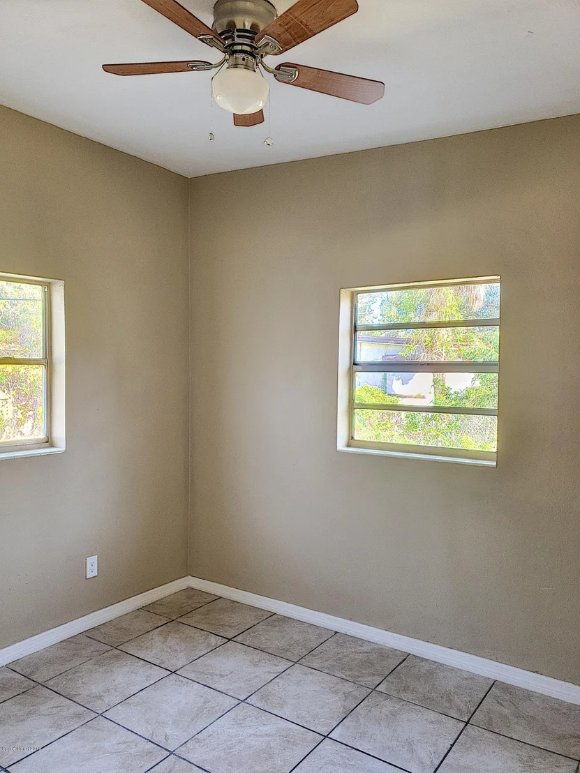 Photo of 1847 Mosswood Drive