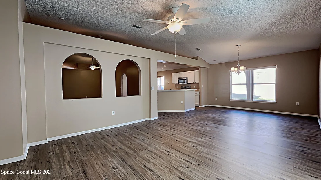 Photo of 2215 Spring Creek Circle
