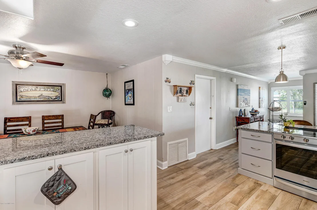 Photo of 205 Rose Drive