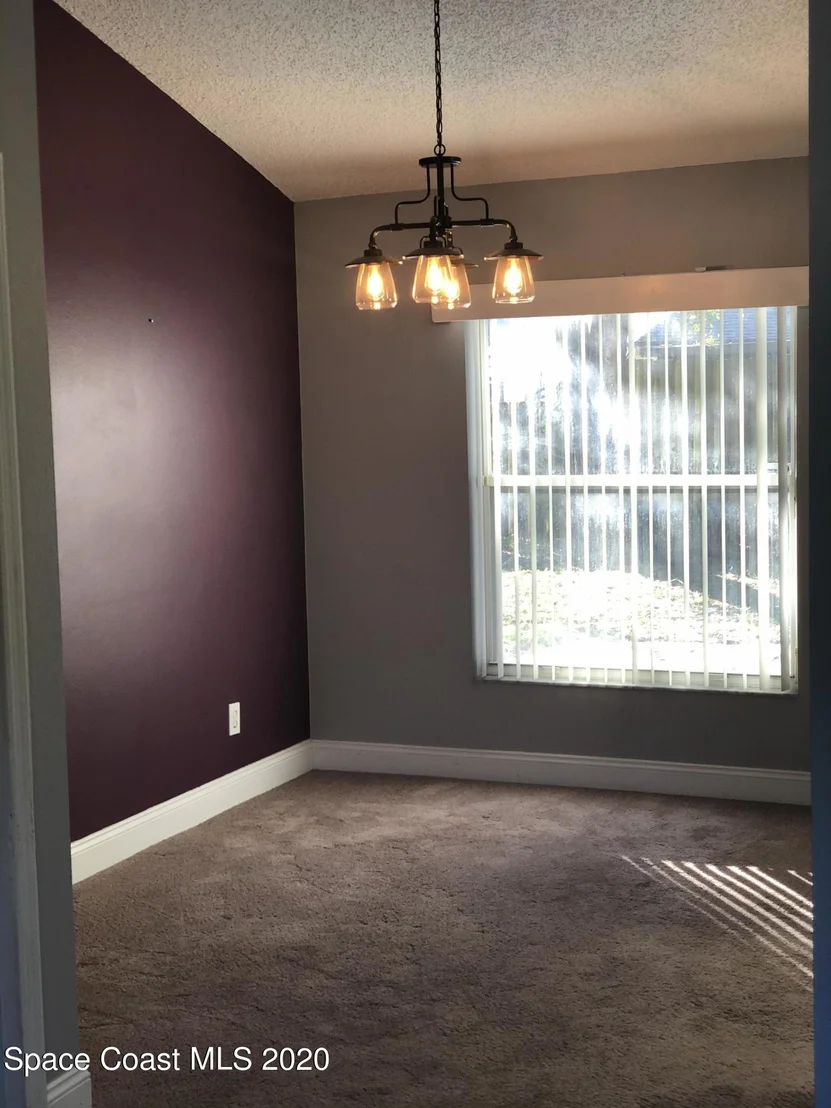 Photo of 828 Laurel Drive