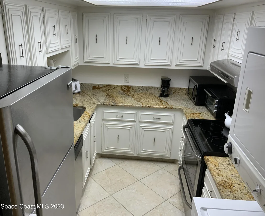 Photo of Unit 708 at 877 N Highway A1a