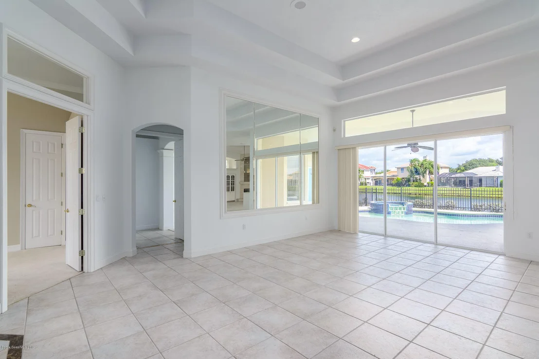 Photo of 330 Newport Drive
