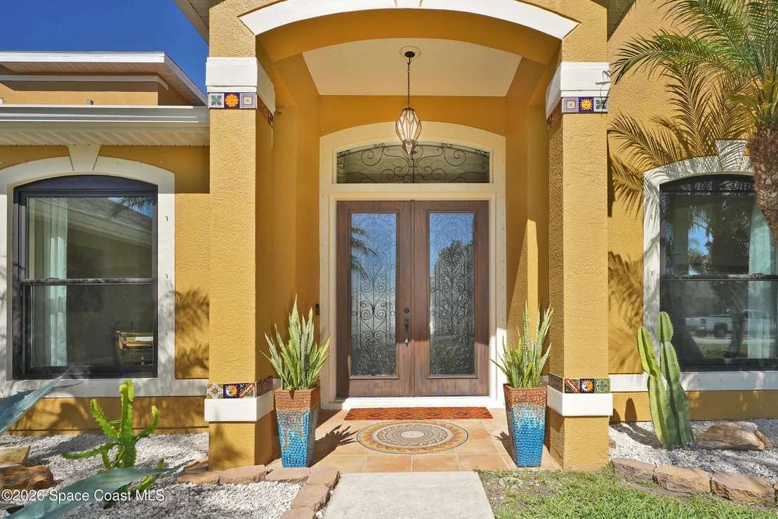 Photo of 394 Tunbridge Drive