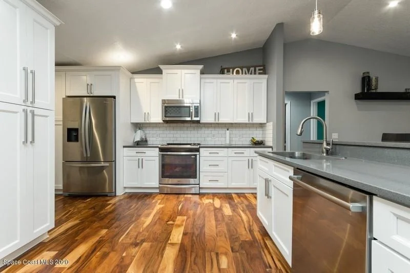 Photo of 6023 Elgin Road