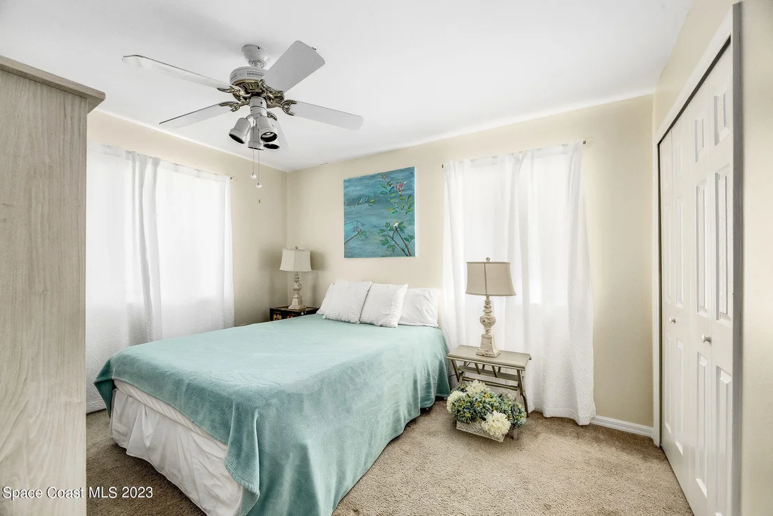 Photo of 4630 Robert Street