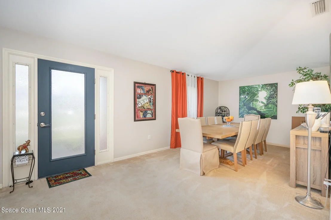 Photo of 722 Boc Circle NW