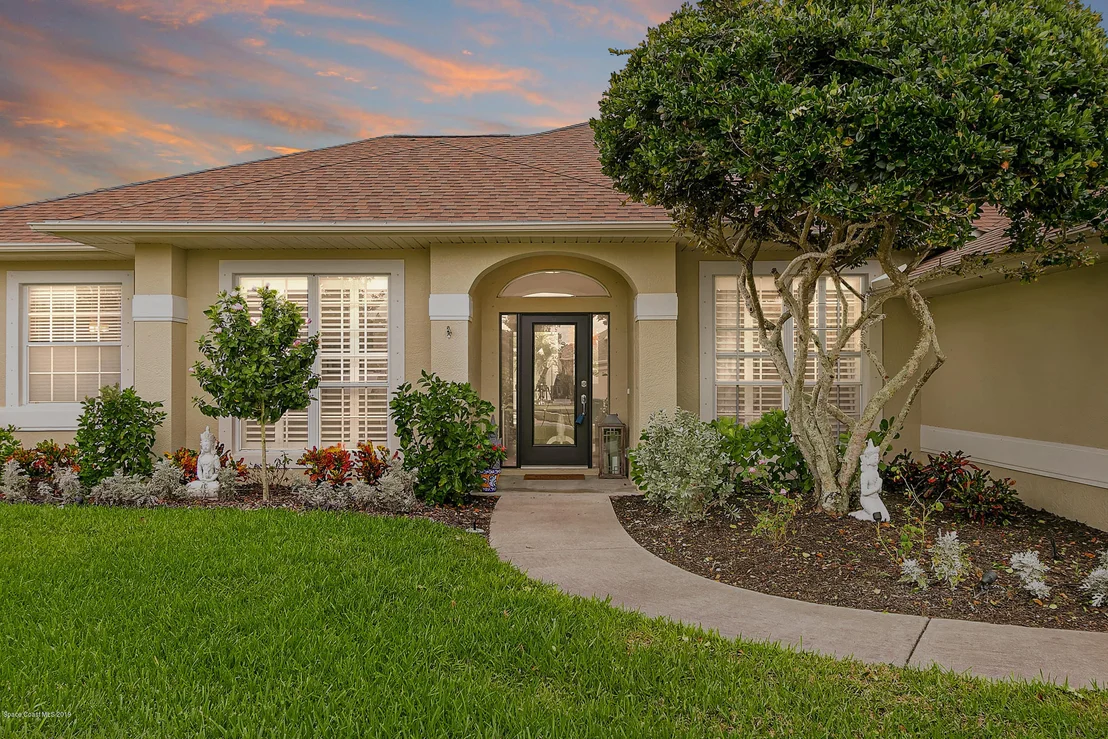 Photo of 6017 Arlington Circle