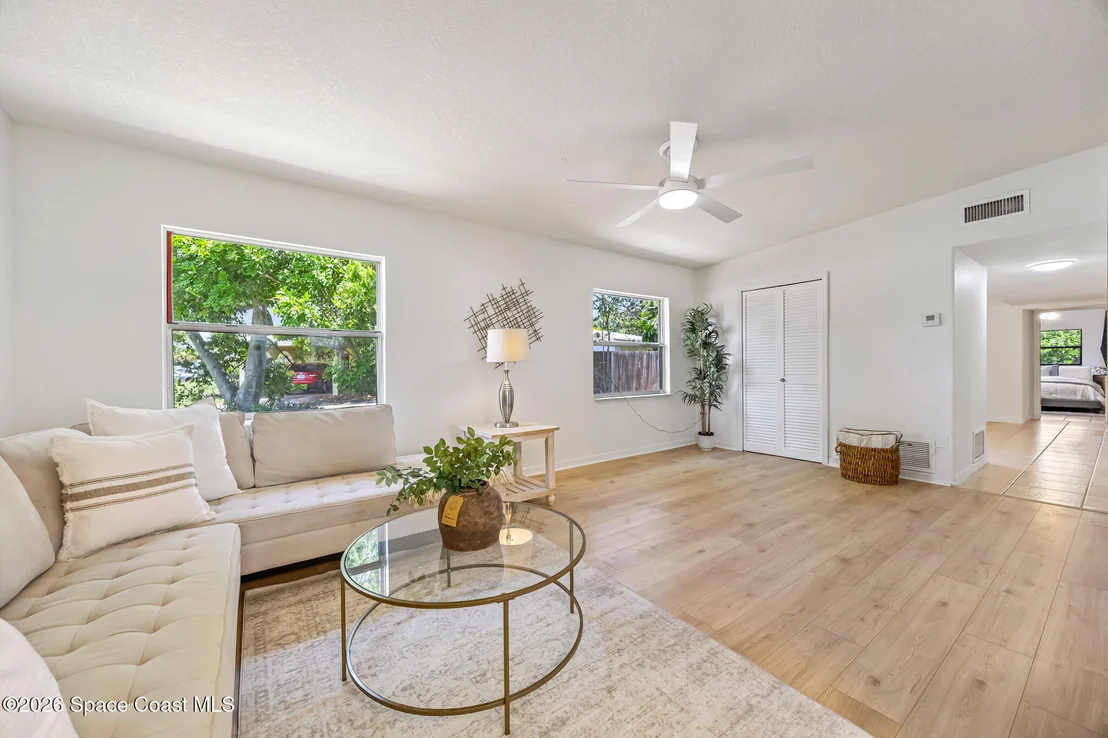 Photo of 777 James Circle NE
