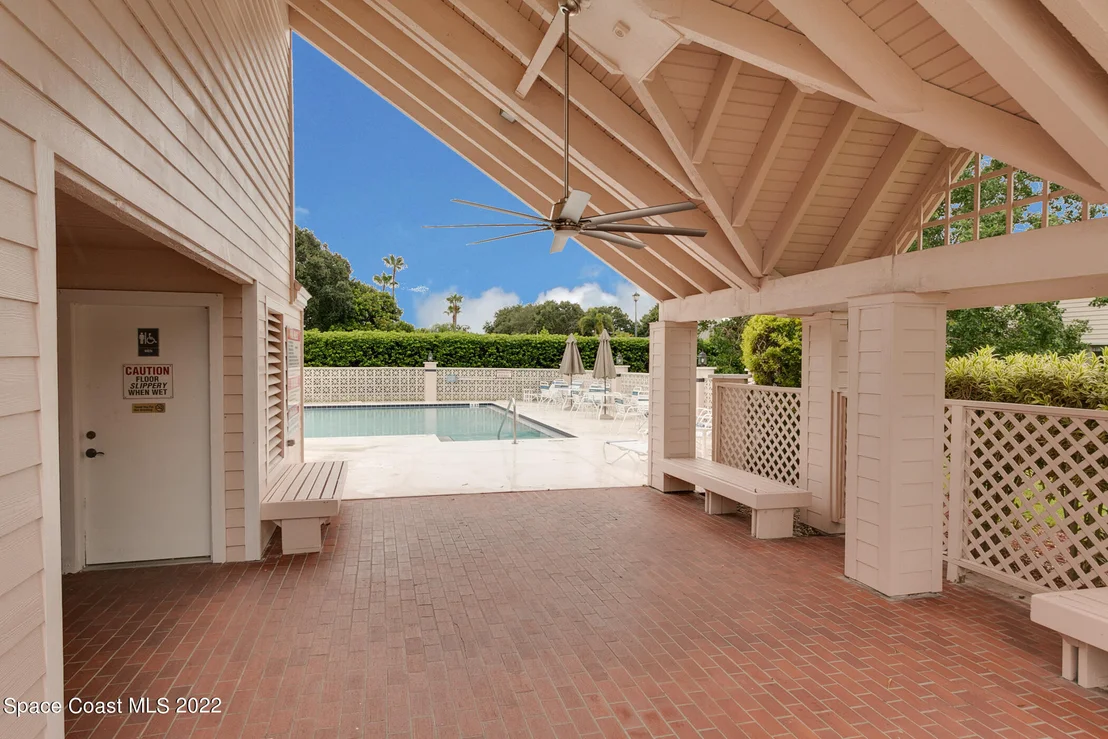 Photo of 914 Ridge Lake Drive