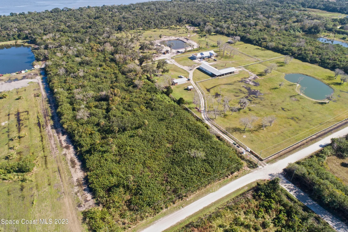 Photo of 3495 Hammock Road