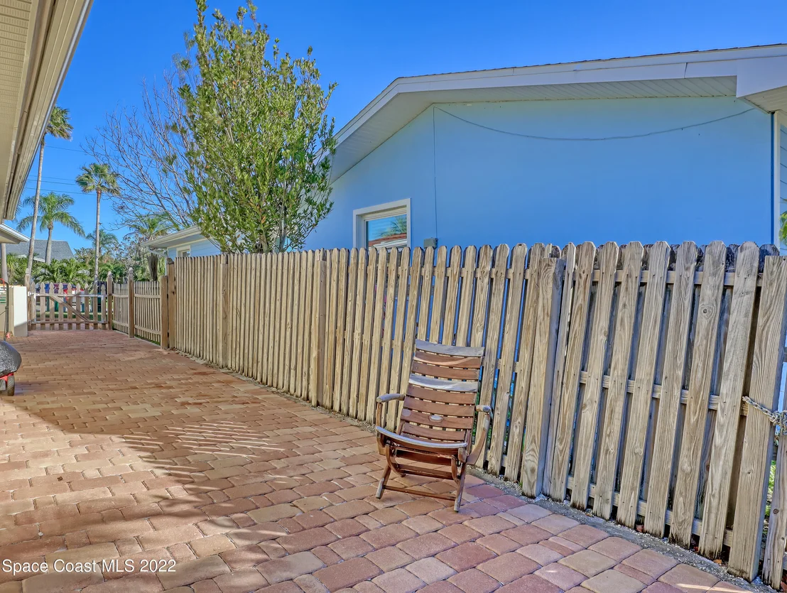 Photo of 367 Dorset Drive