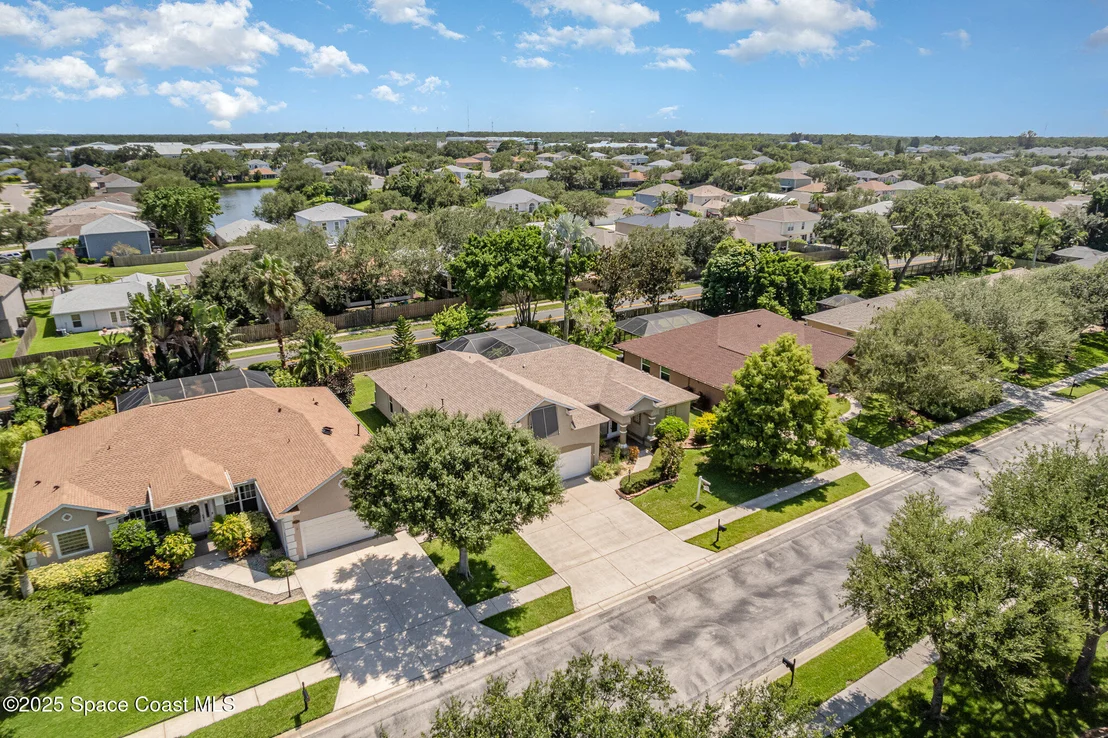 Photo of 2423 Woodfield Circle