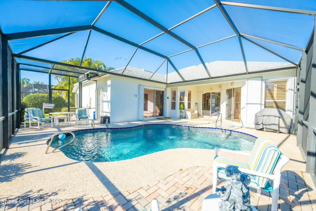 Photo of 697 Carriage Hill Road