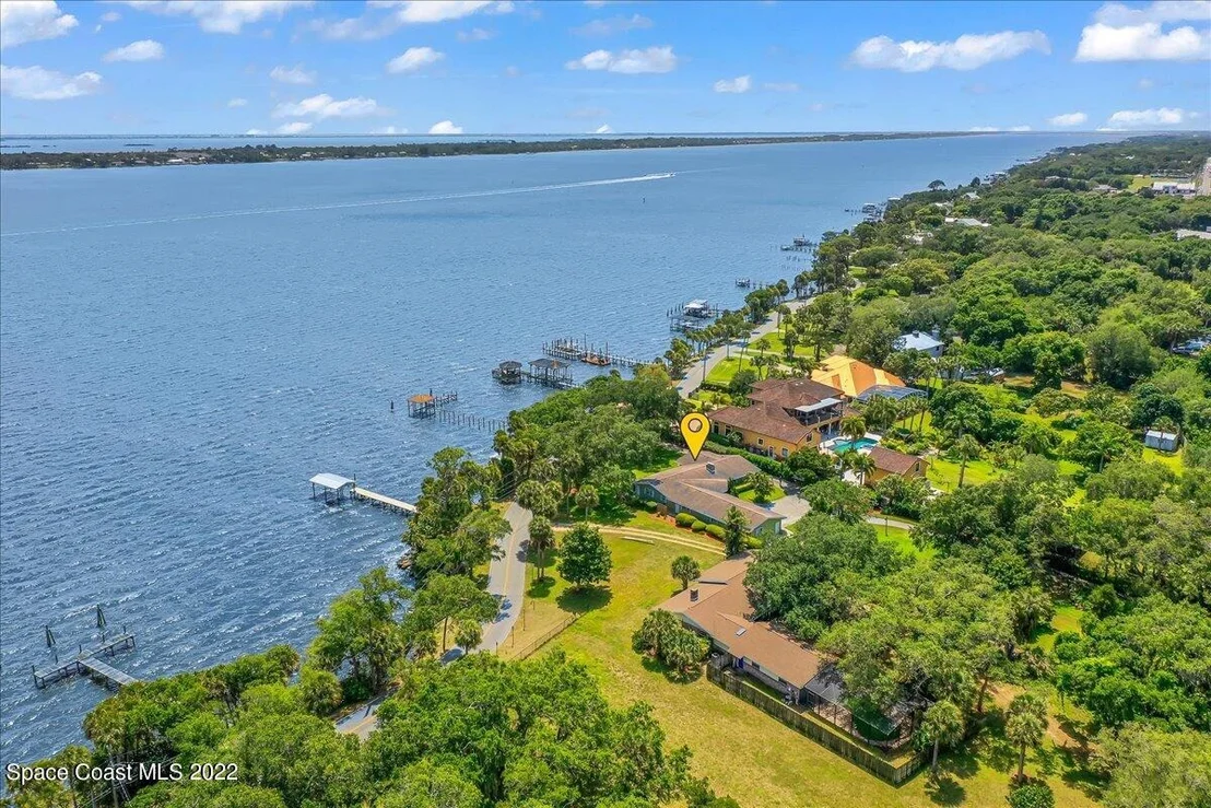 Photo of 1811 Rockledge Drive