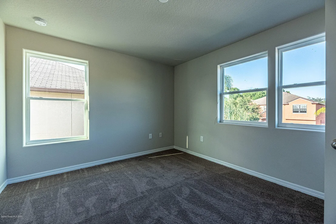 Photo of 475 Dryden Circle