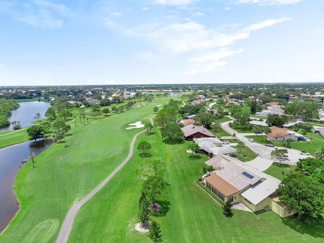 Photo of 965 Long Meadow Lane