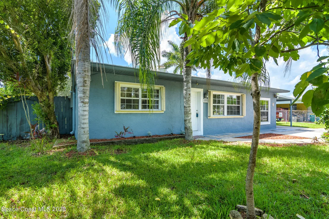 Photo of 1861 Trimble Road
